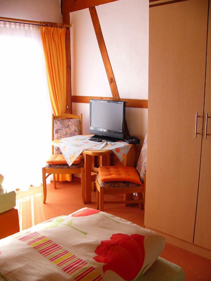 Gaestezimmer Schanz-Hilbel Burladingen Buitenkant foto